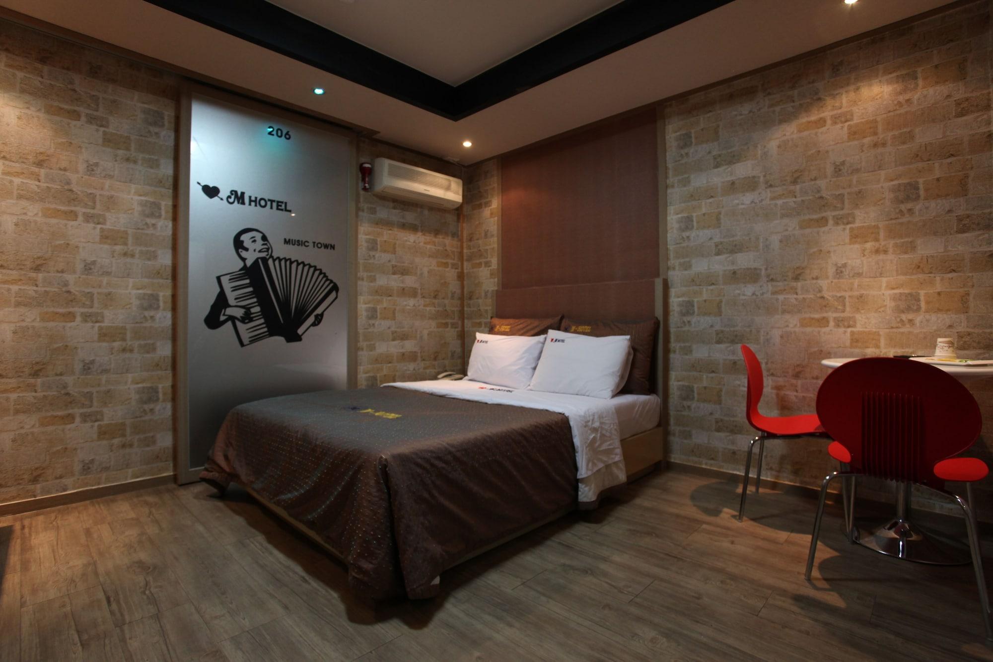 M Motel Songtan Pyeongtaek Exterior photo