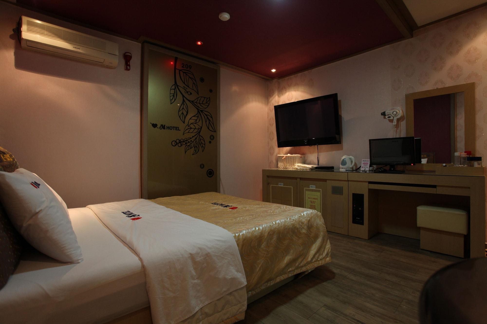 M Motel Songtan Pyeongtaek Exterior photo